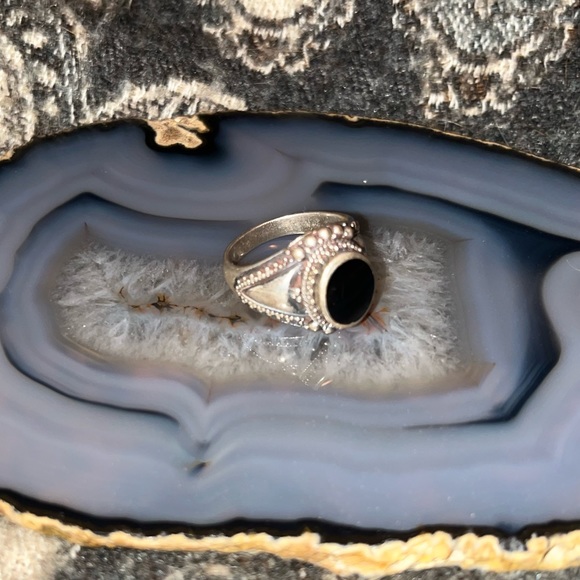 Sterling Silver Onyx 925 Size 7 ring - Picture 6 of 15